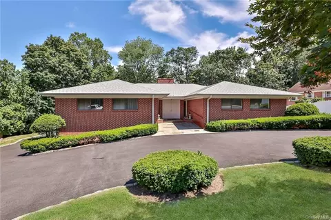 621 Purchase St, Rye, NY 10580