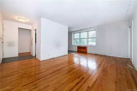 1111 Midland #3P, Yonkers, NY 10708