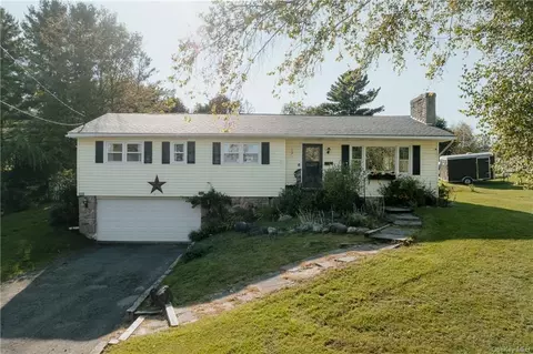 12 Fairway Ave, Liberty, NY 12754