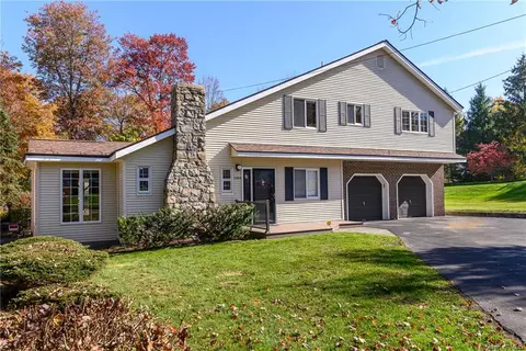 3404 N Shelley St, Yorktown, NY 10547