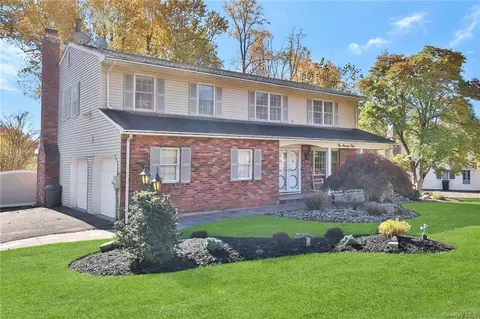 173 Rutgers Rd E, Orangetown, NY 10962