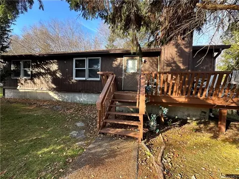 99 Lake View Dr, Liberty, NY 12783