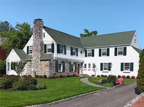 79 Hampton Rd, Scarsdale, NY 10583