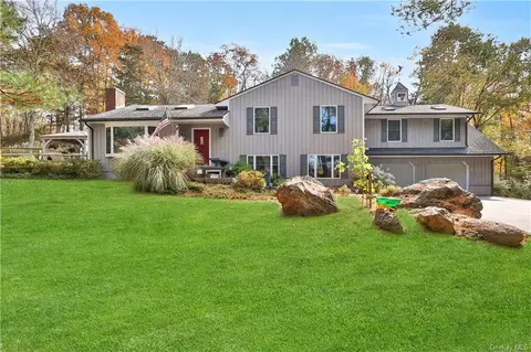 191 Goldens Bridge Rd, Lewisboro, NY 10536