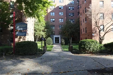 465 E Lincoln Ave #617, Mount Vernon, NY 10552