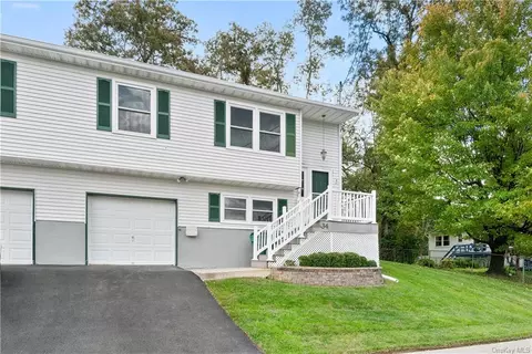 34 Clapp Ave, Wappinger, NY 12590