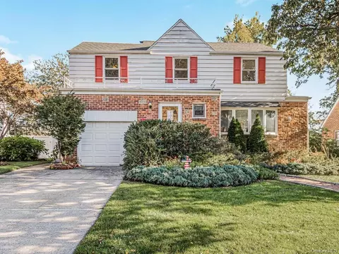 61 Inwood St, Yonkers, NY 10704