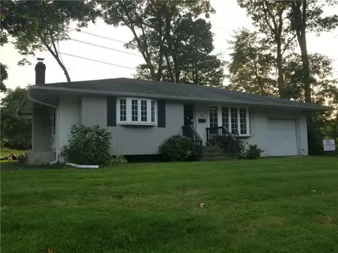 15 Woodridge Dr, Thiells, NY 10984