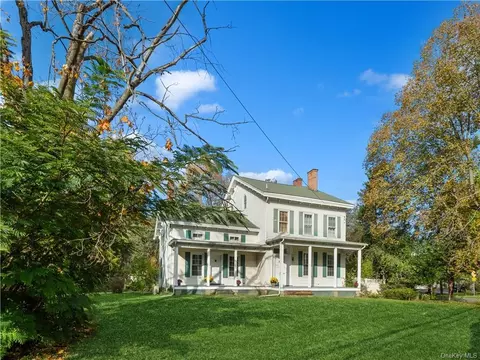 53 Spackenkill Rd, Poughkeepsie, NY 12603