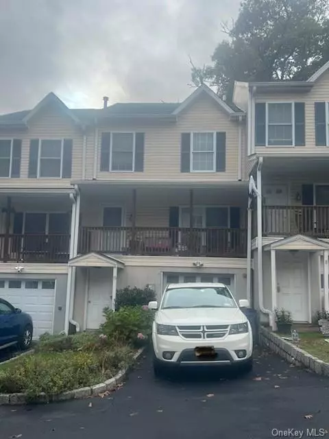 10 Hortons Mill Rd, White Plains, NY 10604