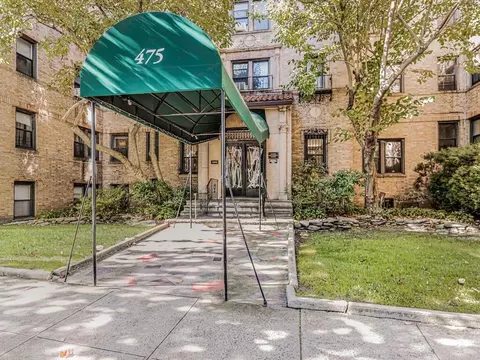 475 Bronx River Rd #1J, Yonkers, NY 10704