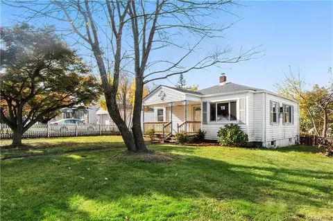 15 Stanley Rd, Haverstraw, NY 10923