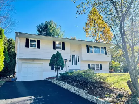 32 Morton St, Haverstraw, NY 10923