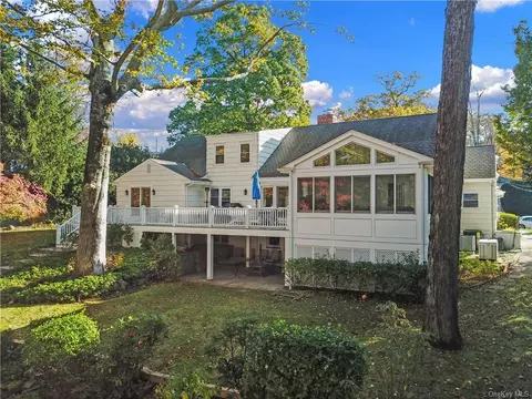 23 Kent Rd, Scarsdale, NY 10583