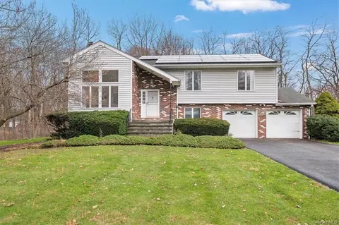 131 Harold Ave, Cornwall, NY 12518