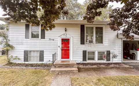 20 State St, Middletown, NY 10940