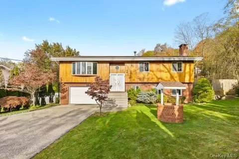 653 Ashford Ave, Greenburgh, NY 10502