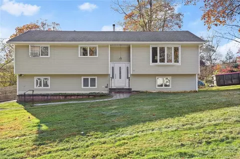 28 Allen Rd, Philipstown, NY 10524