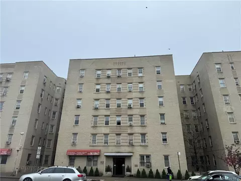2190 Boston Rd #3H, Bronx, NY 10462