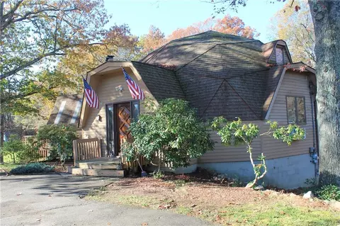 279 Browns Rd, Walden, NY 12586