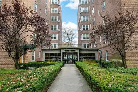 625 Gramatan Ave #2G, Mount Vernon, NY 10552