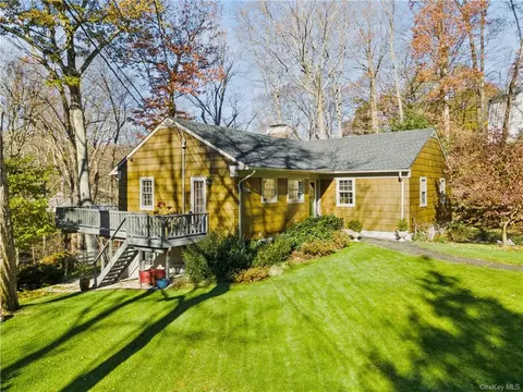 39 Kitchel Rd, New Castle, NY 10549
