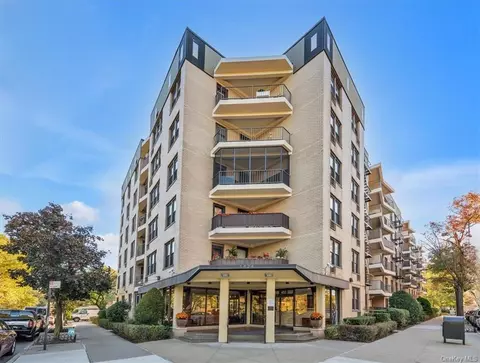 1874 Pelham Pkwy S #4R, Bronx, NY 10461