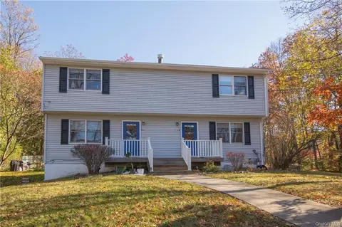 302 Old Tuxedo Rd, Monroe, NY 10950