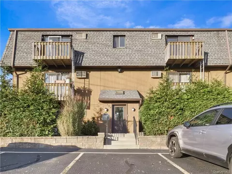 290 High Ave #F3, Orangetown, NY 10960