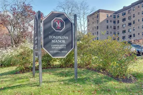 505 Central Ave #304, White Plains, NY 10606