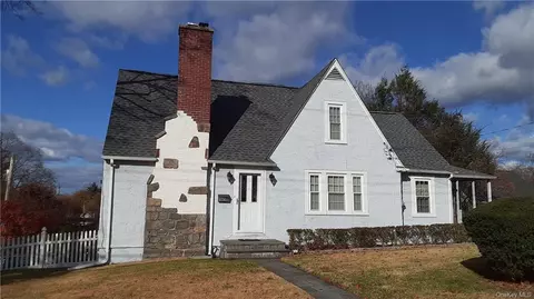 65 Atlantic Ave, Mount Pleasant, NY 10532