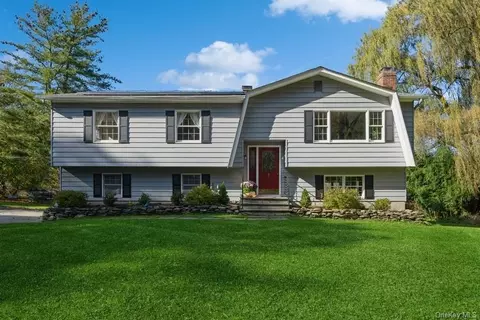 96 Minturn Rd, Warwick, NY 10990