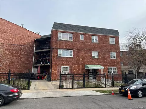 303 Bronx River Ave, New York, NY 10473