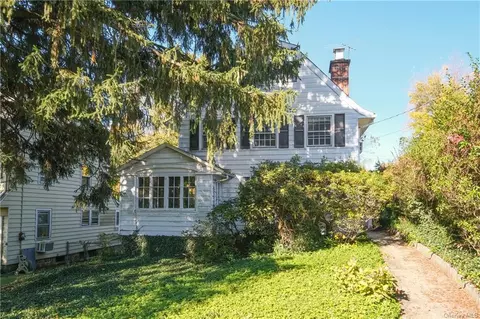 20 Earle Pl, New Rochelle, NY 10801