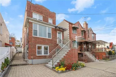 2547 Pearsall Ave, Bronx, NY 10469