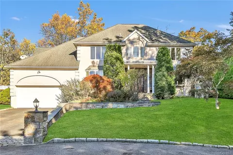 11 Castle Lndg, Rye, NY 10573