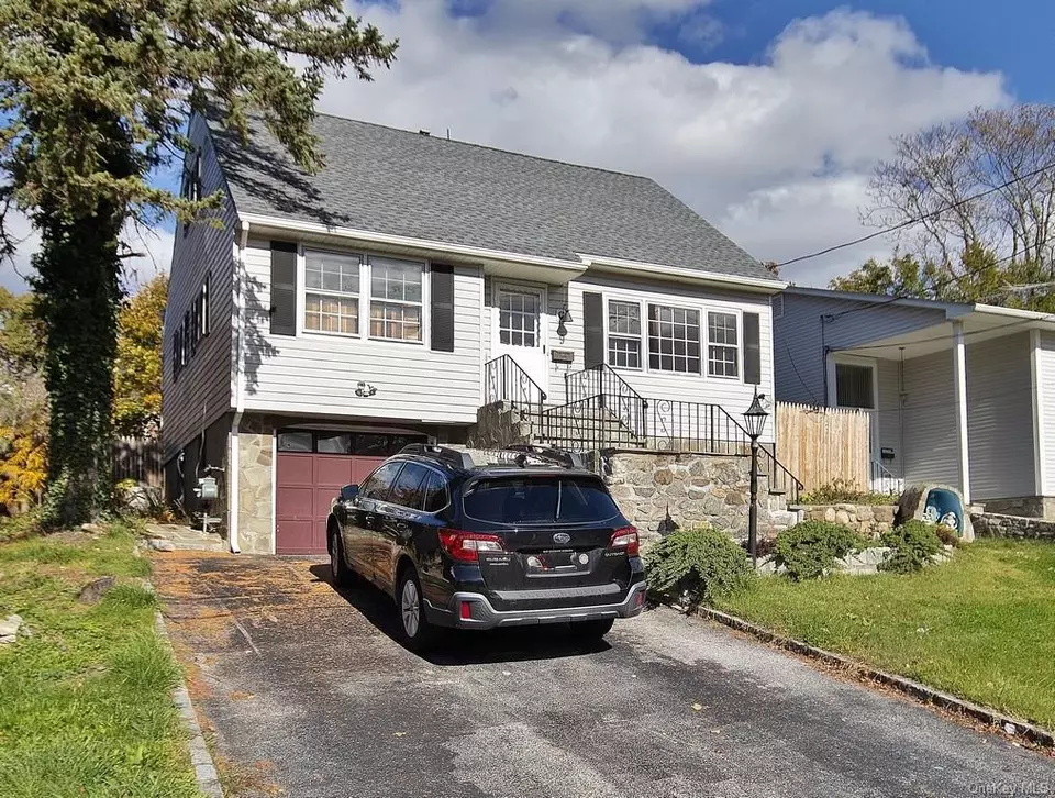 9 Fuller Rd, Ossining, NY 10562 35 Photos Movoto