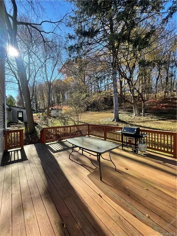 116 Parkview Pl, Mount Kisco, NY 10549 18 Photos Movoto