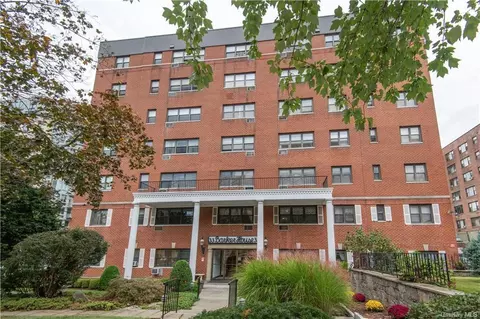 33 Barker Ave #3C, White Plains, NY 10601