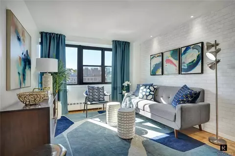 210 E 15th St #10-D, New York, NY 10003