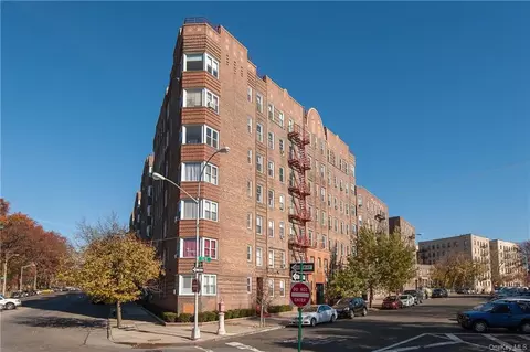 601 Pelham Pkwy N #M-02, Bronx, NY 10467
