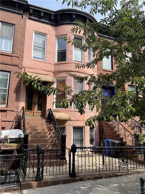 587 Bainbridge St, Brooklyn, NY 11233