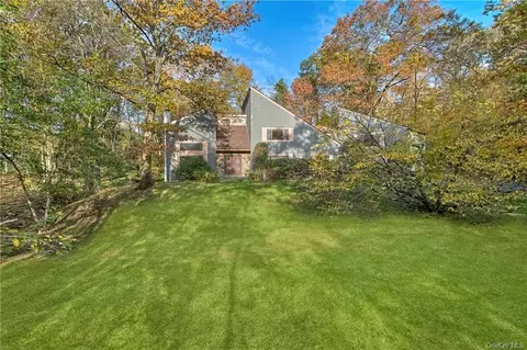140 Polly Park Rd, Rye, NY 10580