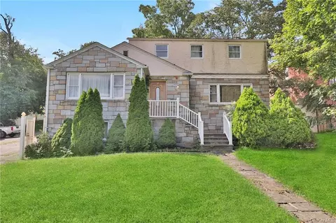53 S Main St, Ramapo, NY 10977