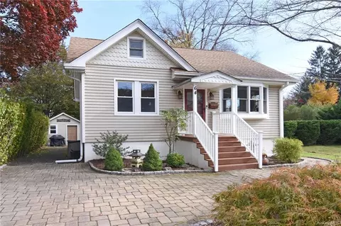 64 Prince St, Greenburgh, NY 10706