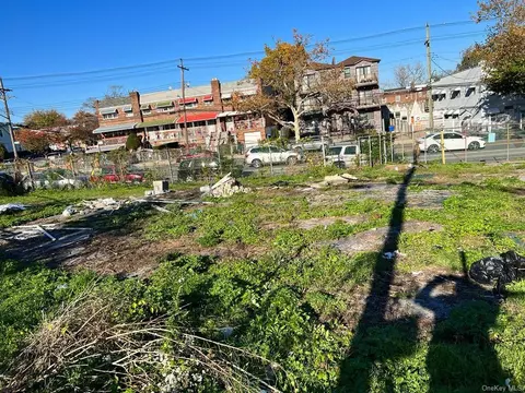 3540 Tiemann Ave, Bronx, NY 10469