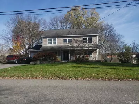3428 Curry St, Yorktown, NY 10598