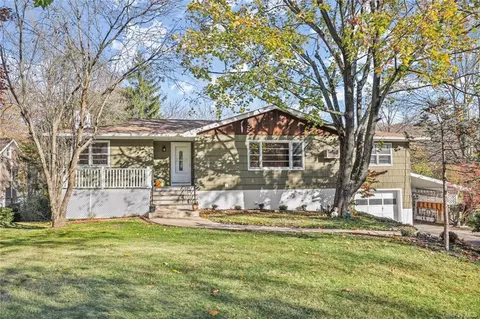 38 Baker St, Cortlandt, NY 10547