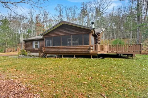 66 Haring Rd, Lumberland, NY 12719