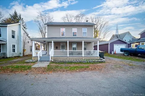 7 Essex St, Ellenville, NY 12428